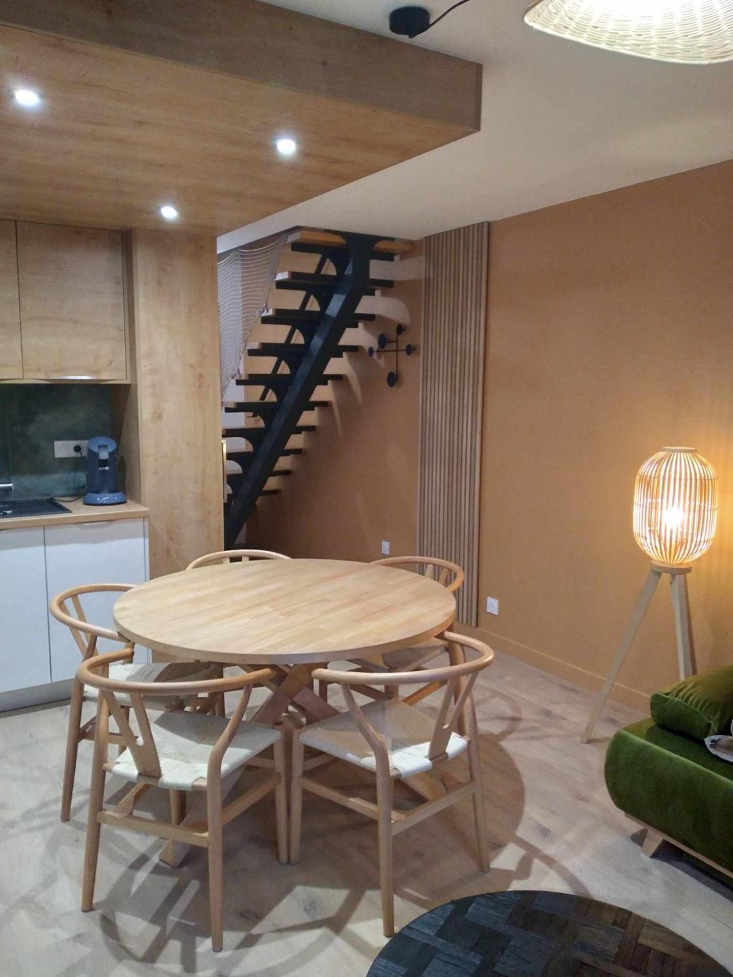 Apartment Duplex Lumineux - 40m2 - 2 - Balcon Terrasse - Parking - Entierement Renove En Mai 2024 Cauterets